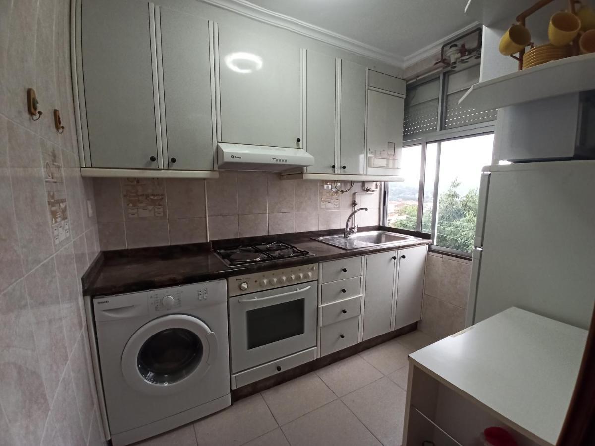 Apartament O Descanso Da Abella Ourense Zewnętrze zdjęcie
